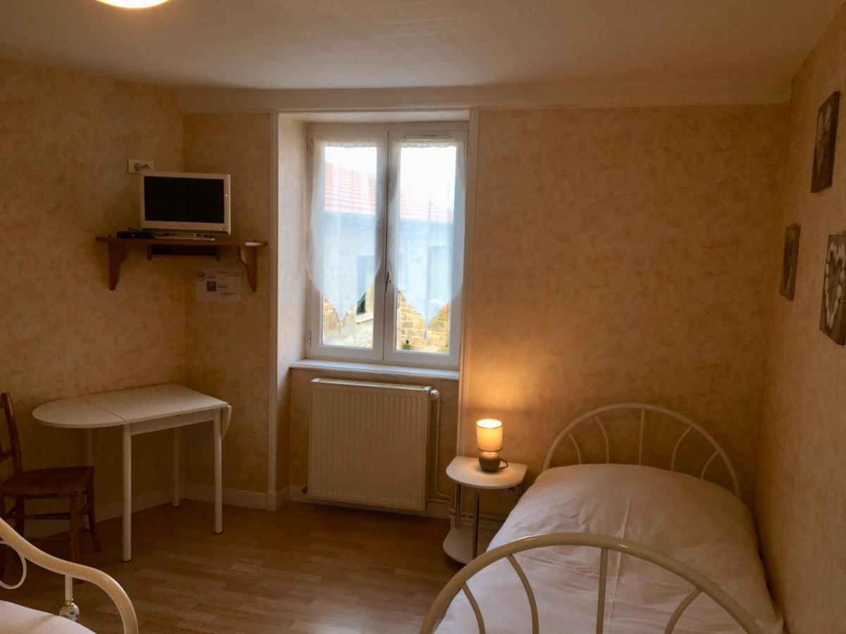 Hotel Auberge Des Petits Saint-Igny-de-Vers Esterno foto